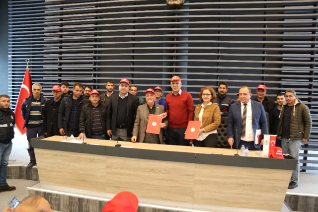 Mezitli Belediyesi’nde En Düşük Maaş 2 Bin 200 TL Olacak