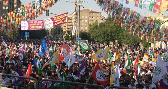 HDP, İstanbul ve Ankara Dahil 7 Büyükşehirde Aday Çıkarmayacak