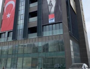 Son Dakika! CHP İstanbul Vilayet Başkanlığı binası yakınında silahla ateş açıldı