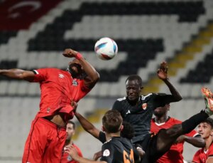 Manisa FK ve Adanaspor Berabere Kaldı