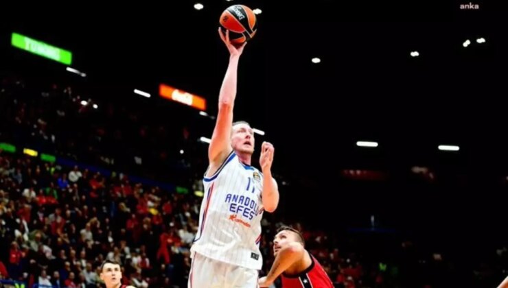 Anadolu Efes, Olimpia Milano’yu Deplasmanda Yendi