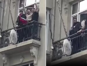 İstanbul’da konsolosluk binasına giren muhalifler Suriye bayrağını değiştirdi